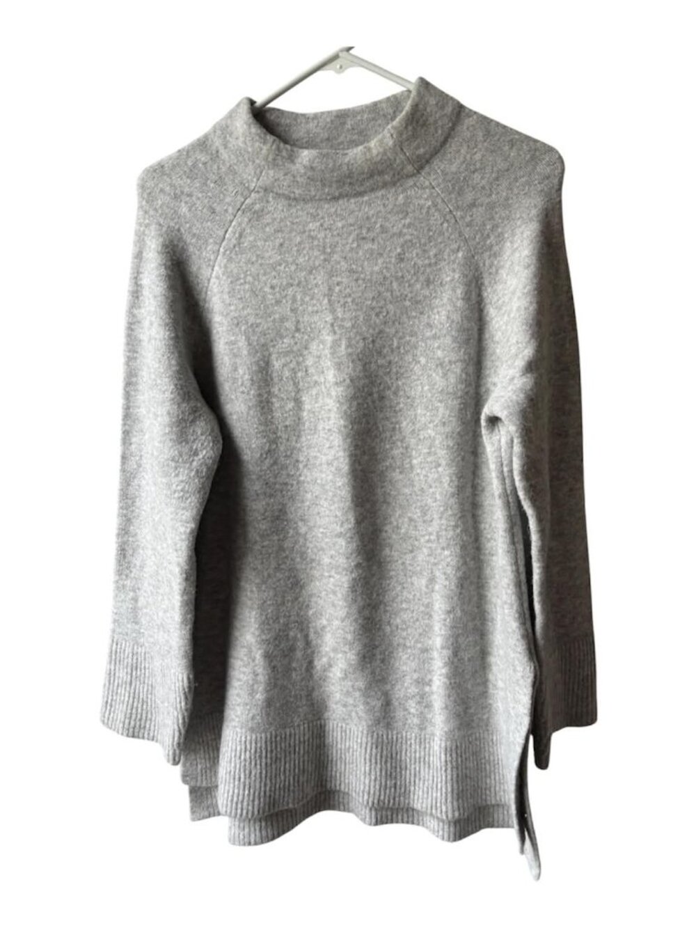 Medium Petite Ann Taylor Gray Mock Neck Tunic Sweater Side Slits Soft Knit